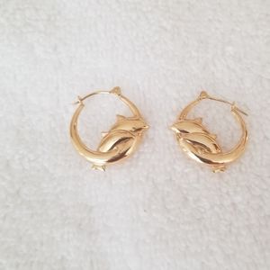 14 kt hollow gold earings wt 1 gm